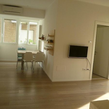 Suite Mare Centro Pesaro Extérieur photo