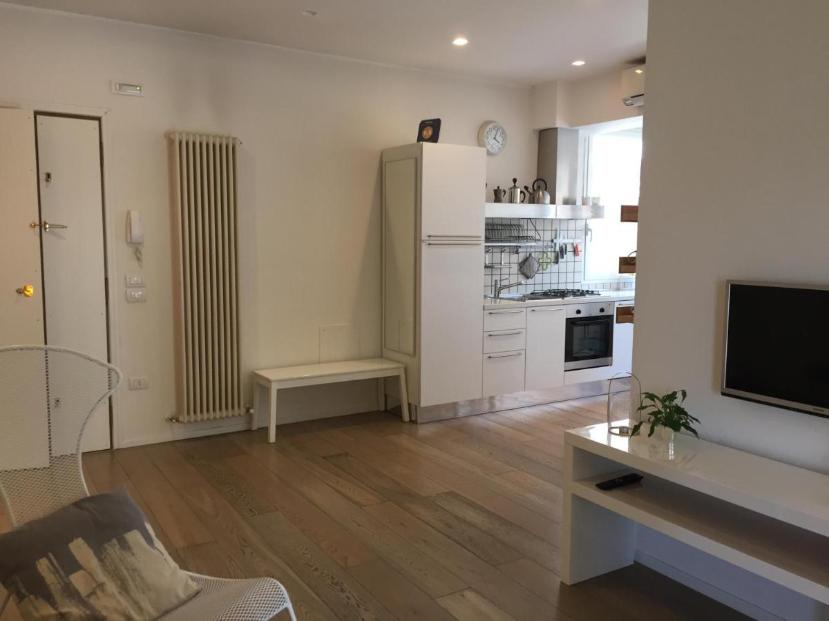 Suite Mare Centro Pesaro Extérieur photo